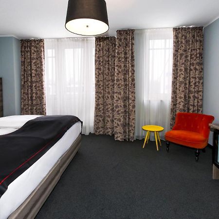 Dormero Hotel Muenchen-Kirchheim Messe Kirchheim bei Muenchen Buitenkant foto