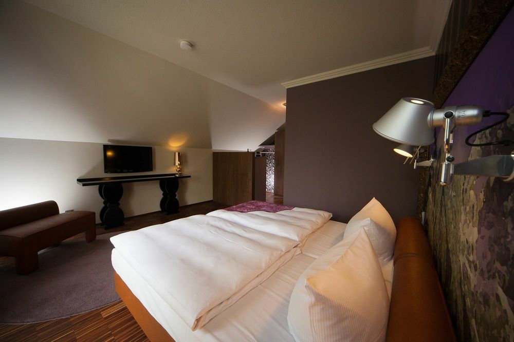 Dormero Hotel Muenchen-Kirchheim Messe Kirchheim bei Muenchen Buitenkant foto